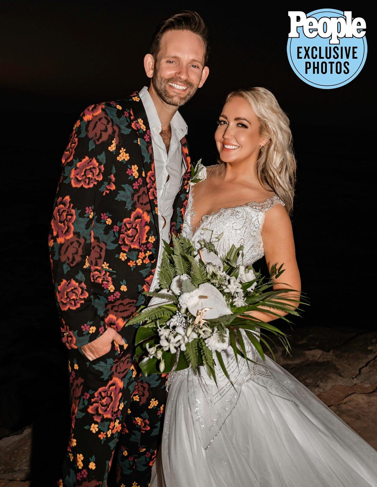 Meghan Linsey and Tyler Cain Elope in Hawaii! See Their Wedding Photos - Yahoo Entertainment 46