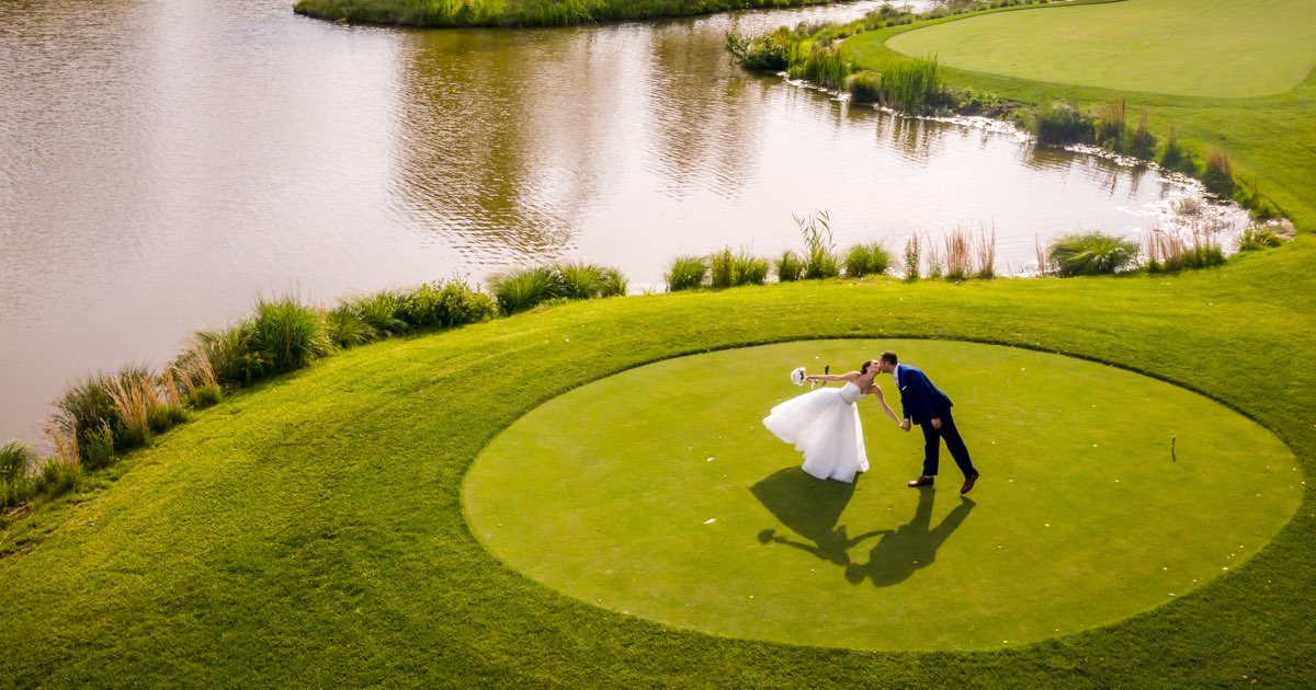 This is What Drone Wedding Photography in Philly Looks Like - Philadelphia magazine 1